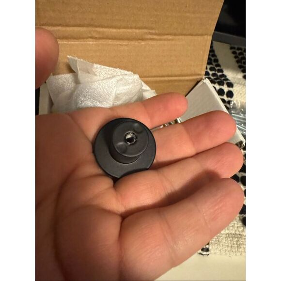 Black flat modern matte set of 8 cabinet knobs - Picture 2 of 5